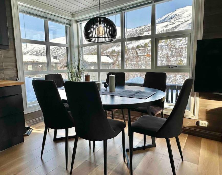 סטראנדה Lovise Mountain Apartment מראה חיצוני תמונה