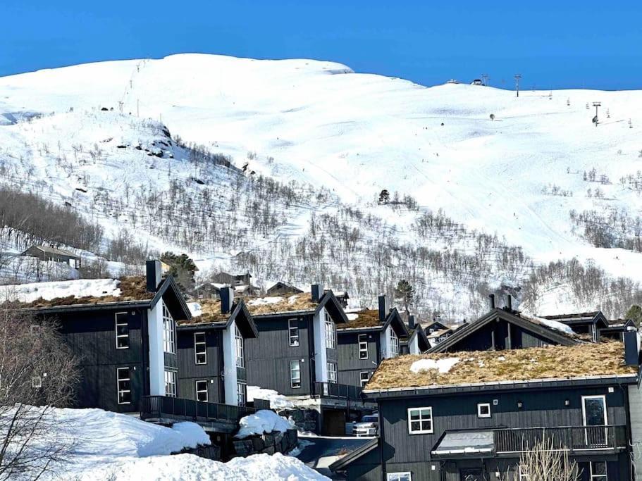 סטראנדה Lovise Mountain Apartment מראה חיצוני תמונה